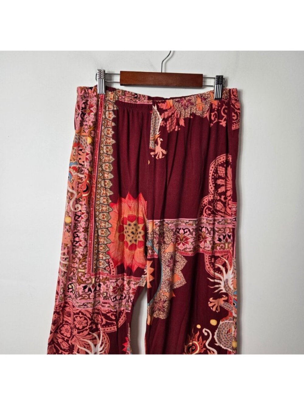 Johnny Was Size L Dragonia Lounge Pants Eclectic Dragon Mandala Pull-On Cropped - Picture 2 of 8